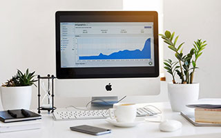 小S录制节目晕倒引怀疑 因劳累当众晕倒的女星