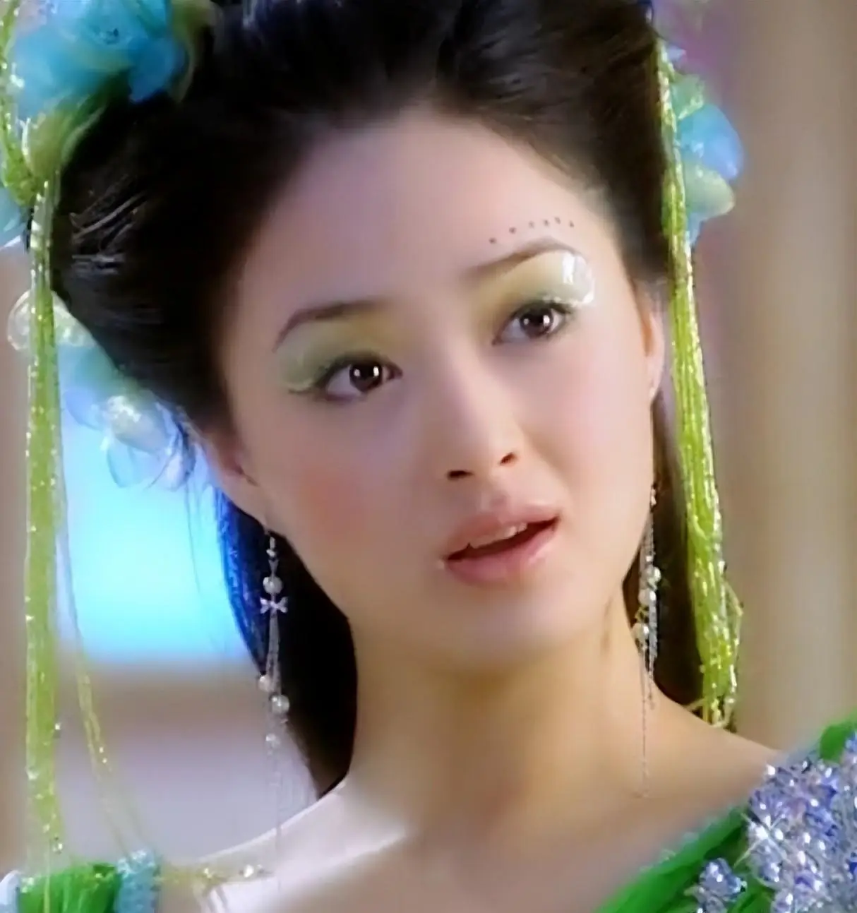 娱乐圈长得很像的明星_长得丑身材好明星_身材好的女明星