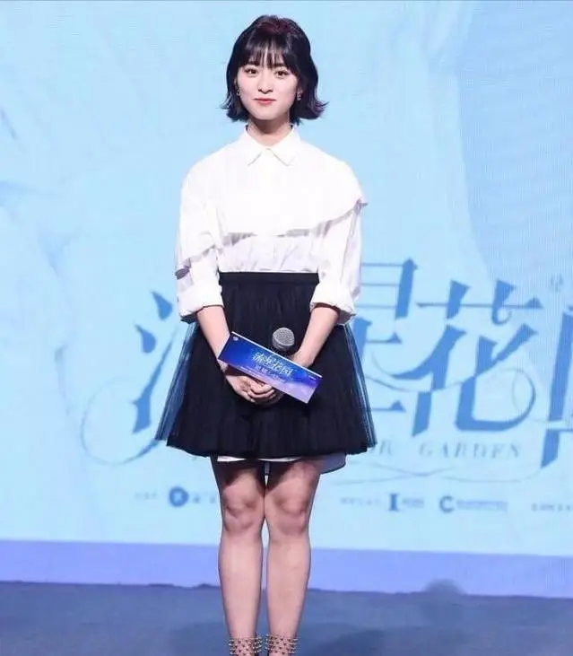 长得丑身材好明星_娱乐圈长得很像的明星_身材好的女明星