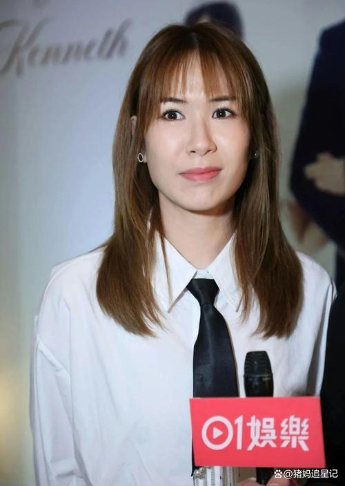 男明星跟女明星结婚的_明星结婚男女主角是谁_明星结婚