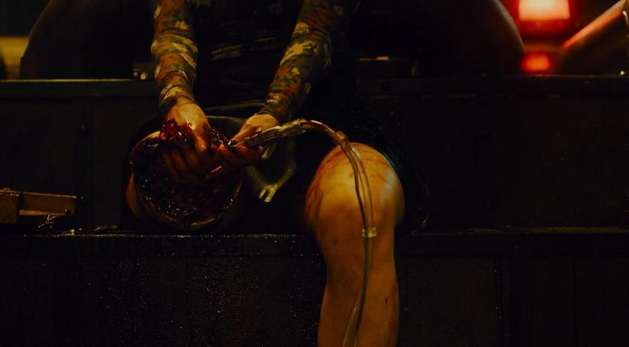 电锯狂魔结局是什么意思_电锯狂魔电影2014免费观看_电锯狂魔在线观看