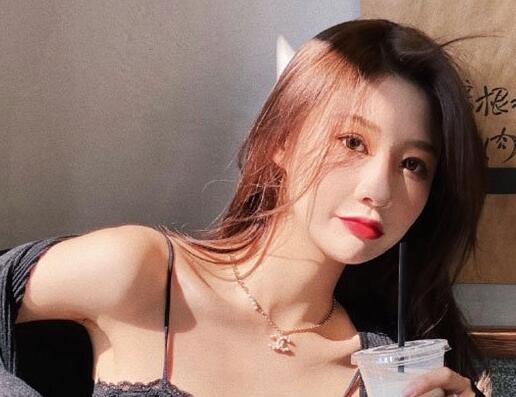 网红温婉是谁自曝三年挣五千万 有什么黑历史